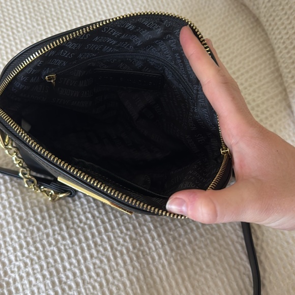 Steve Madden black cross body bag - Picture 5 of 5